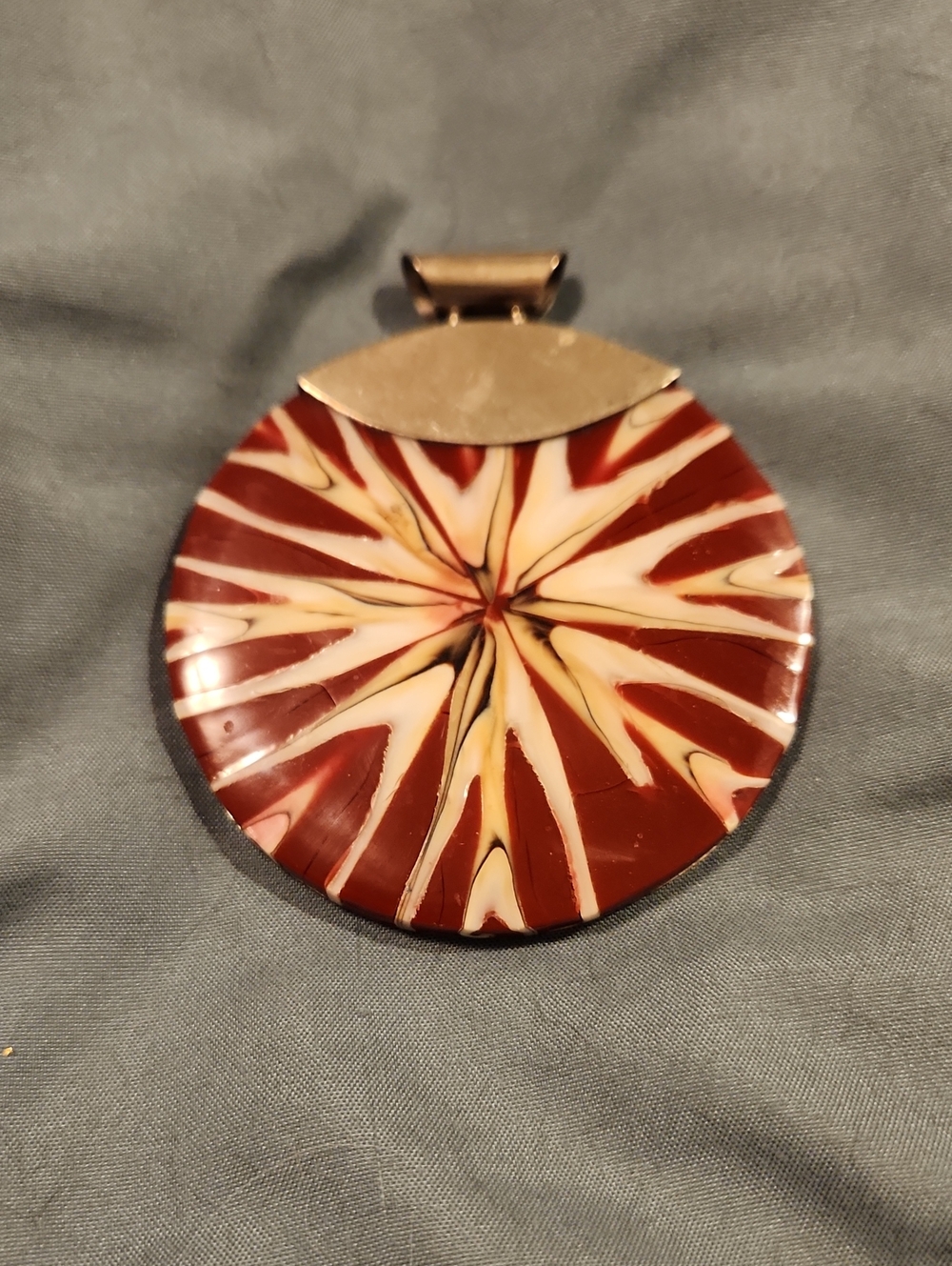 Handcrafted Sterling Silver And Red and Cream Shell Round Pendant Necklace